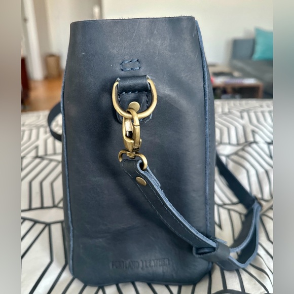 Portland Leather Midnight Butterfly RARE! - Picture 3 of 6